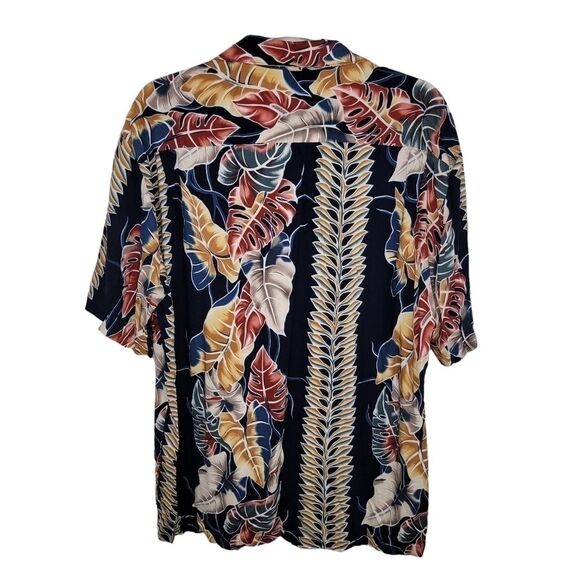 Hilo Hattie the Orginial rayon Hawaiian button up shirt large - Picture 2 of 6